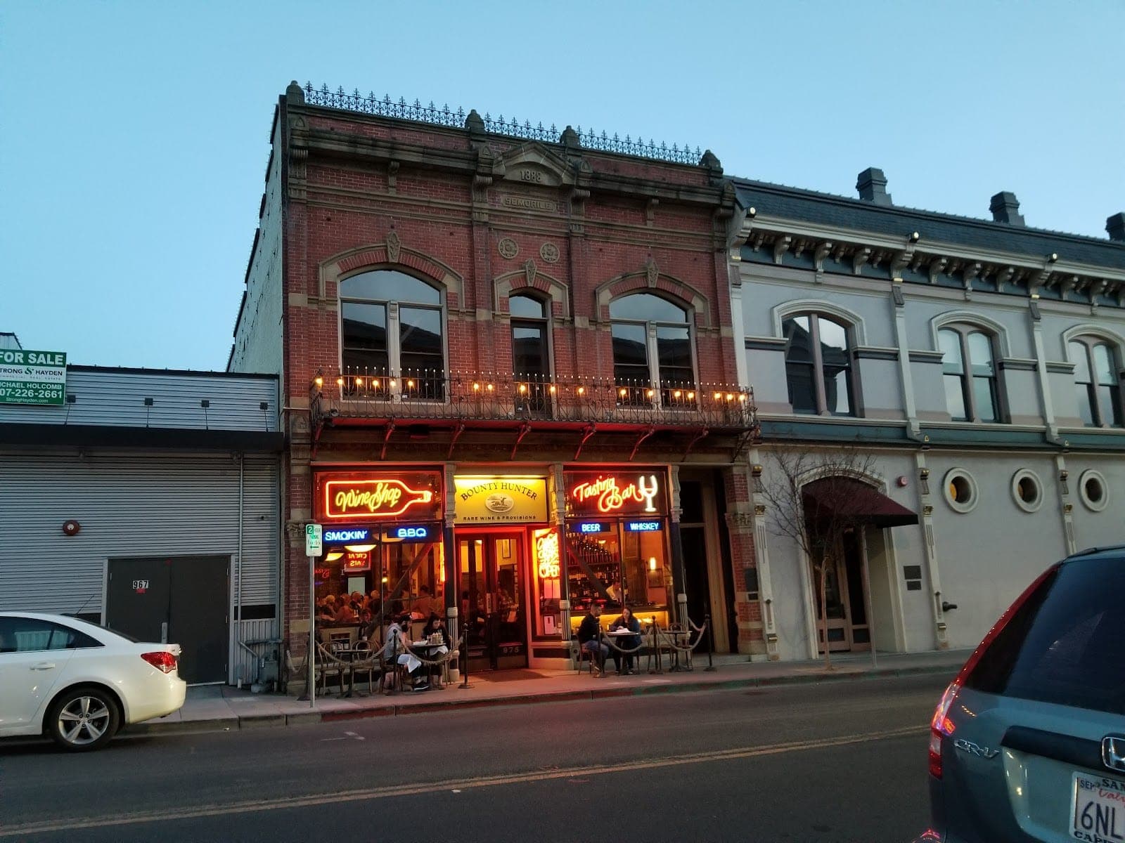Bounty Hunter Wine Bar & Smokin' BBQ