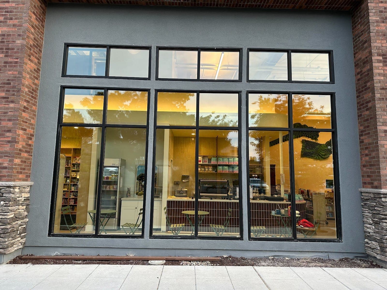 Napa Bookmine