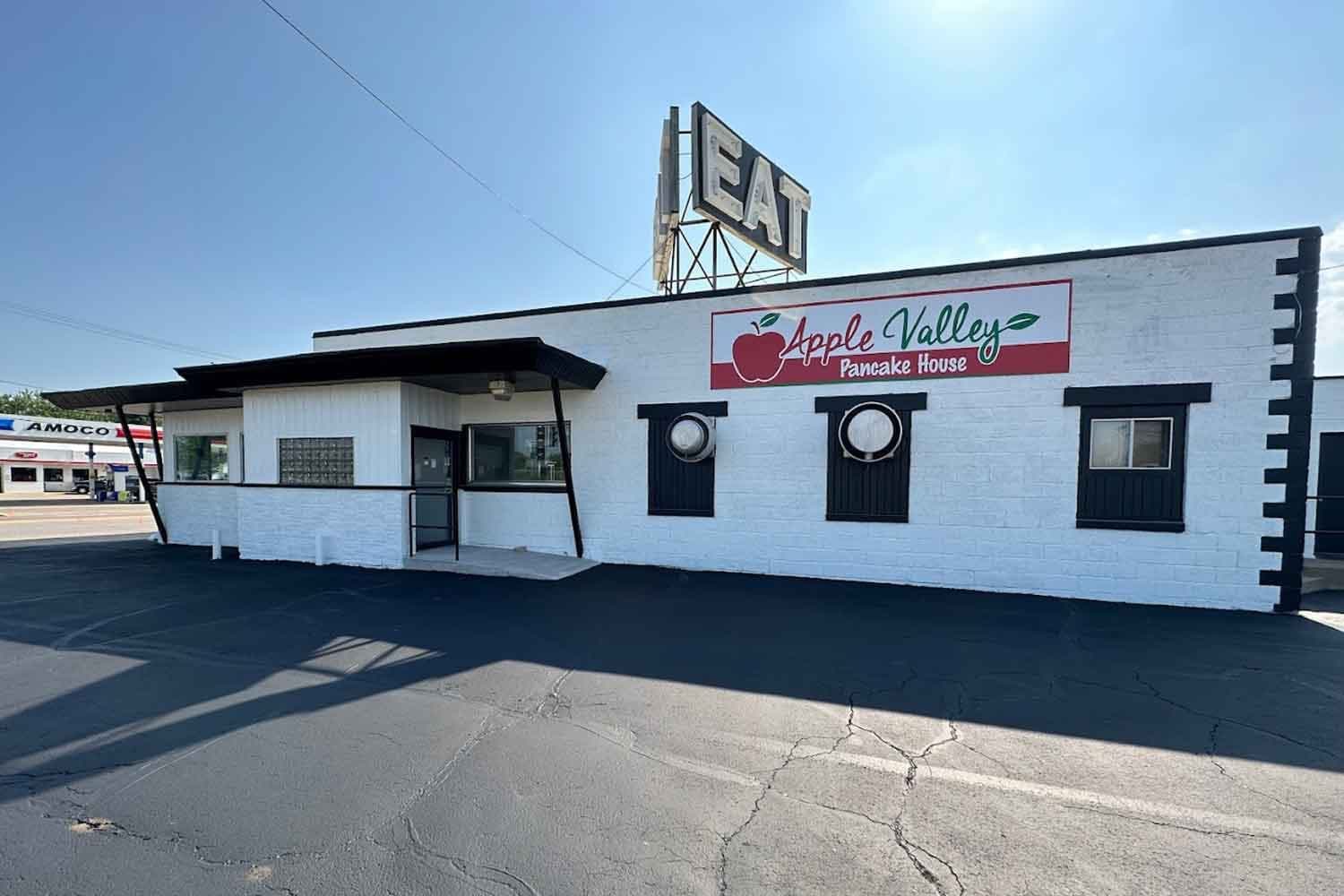Apple Valley Pancake House Neenah