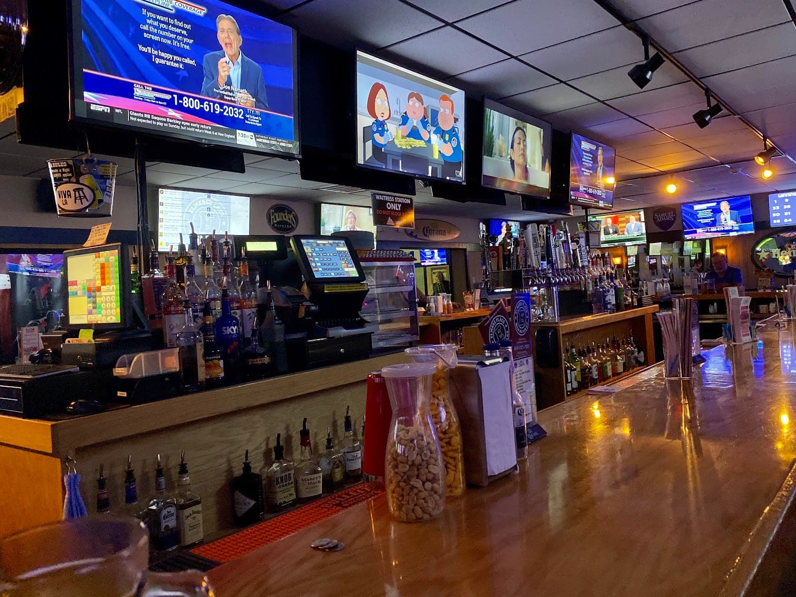 Elmer's Place & Great Oak's Restaurant