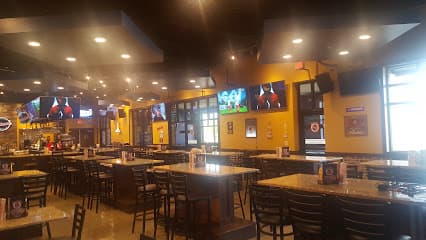Art & Jake's Sports Bar & Grill