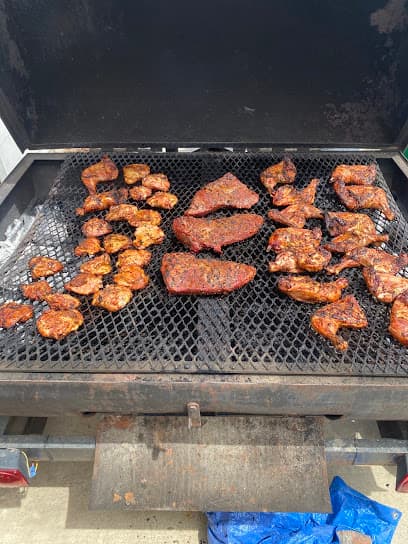 SUZIE Q's BBQ