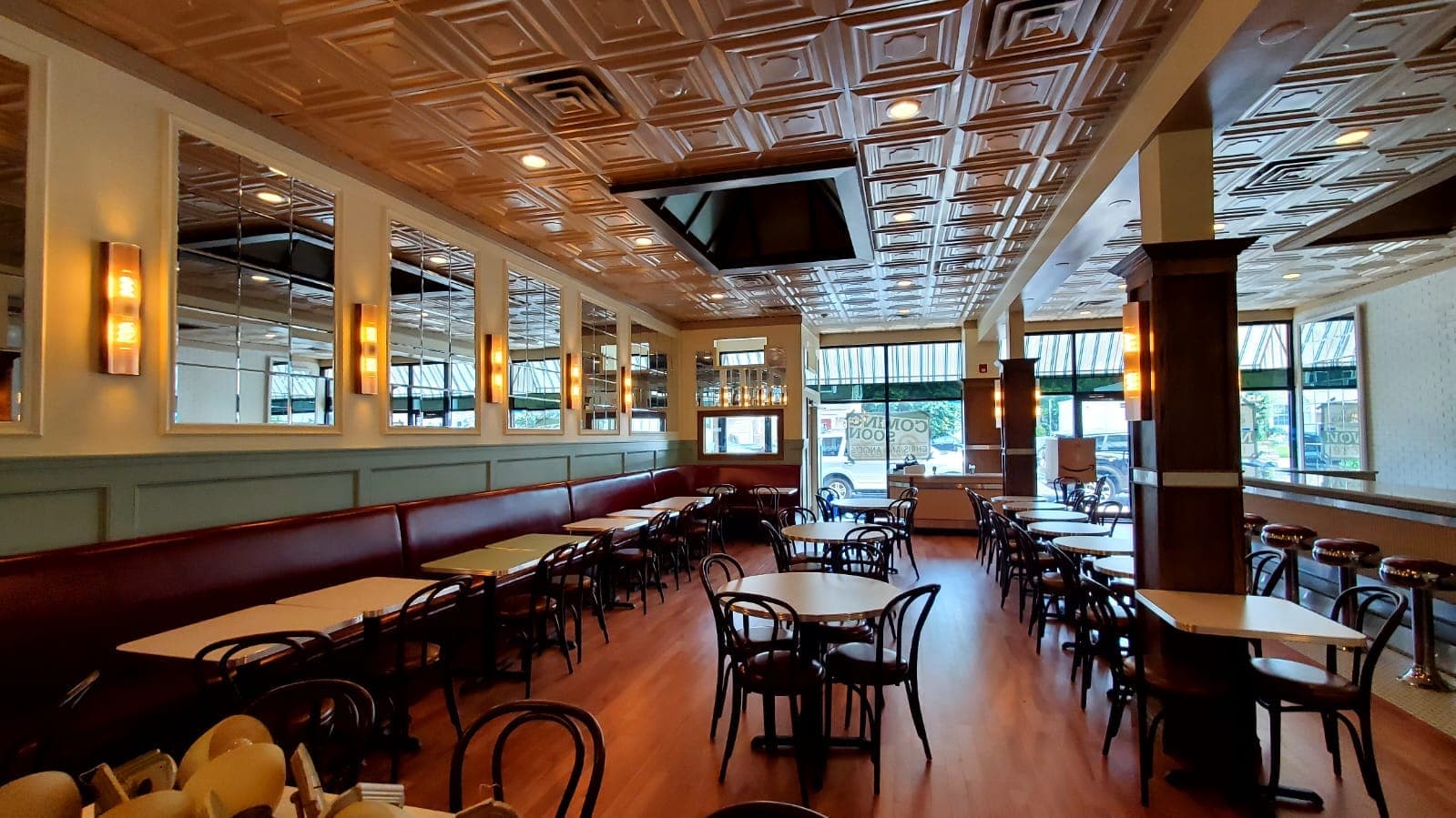 Chris & Angie’s Dinette