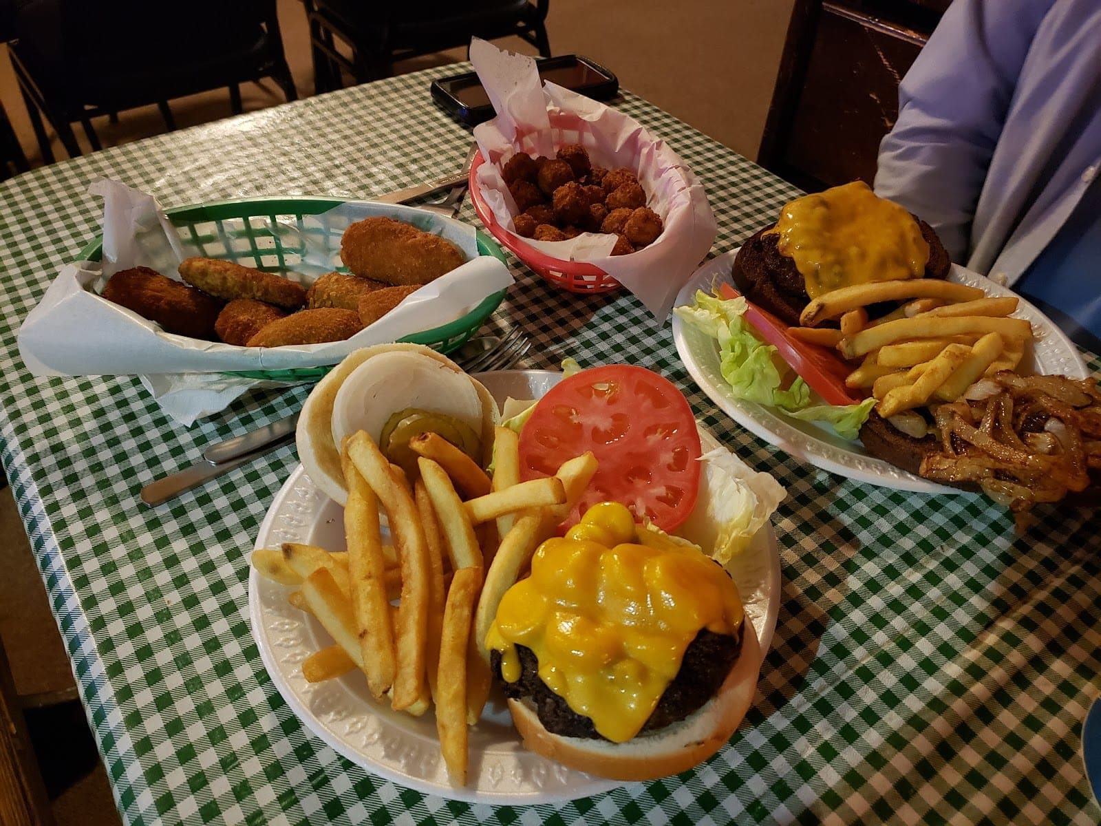 Goldyburgers