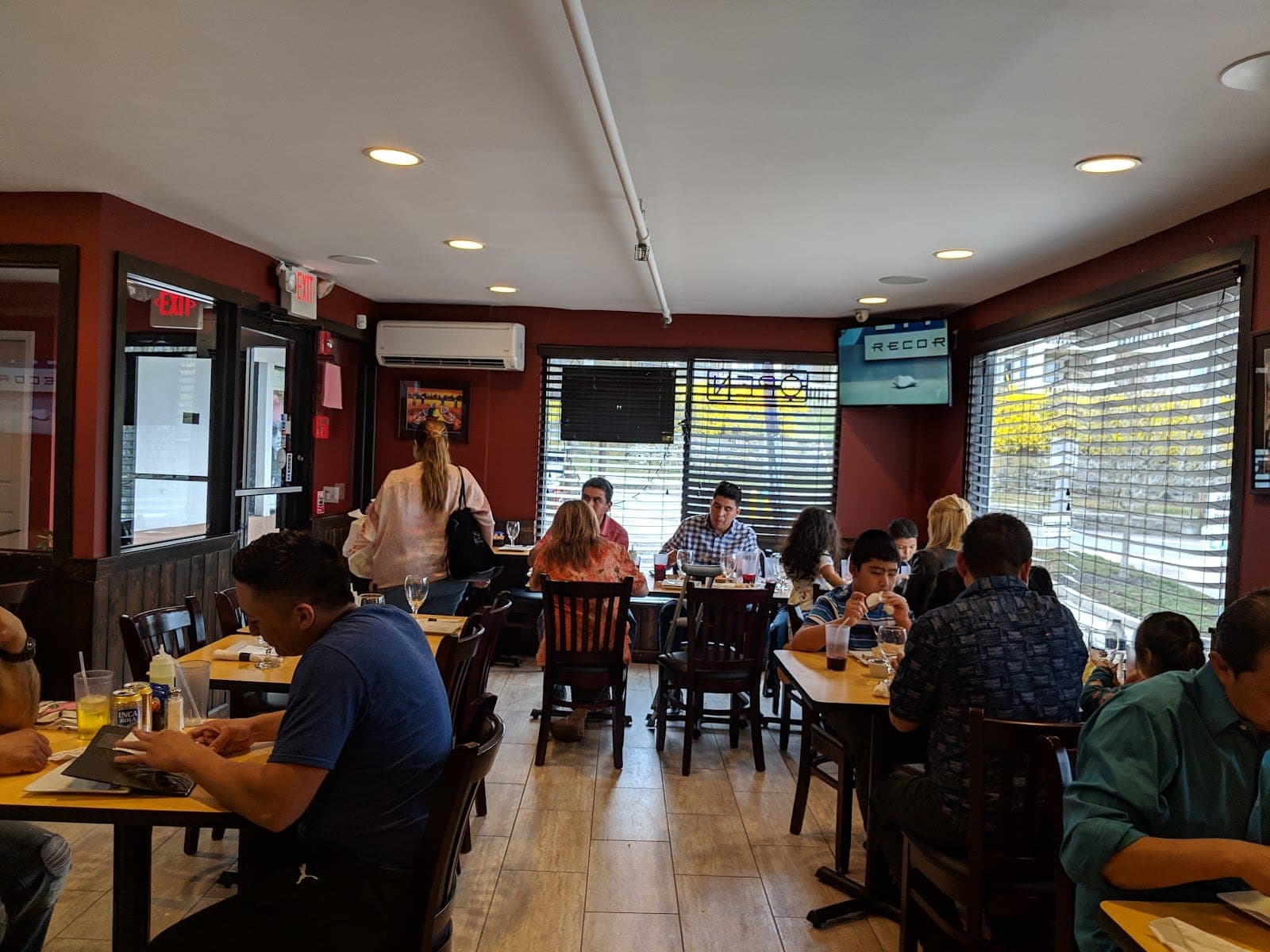 La Gladys Restaurant III
