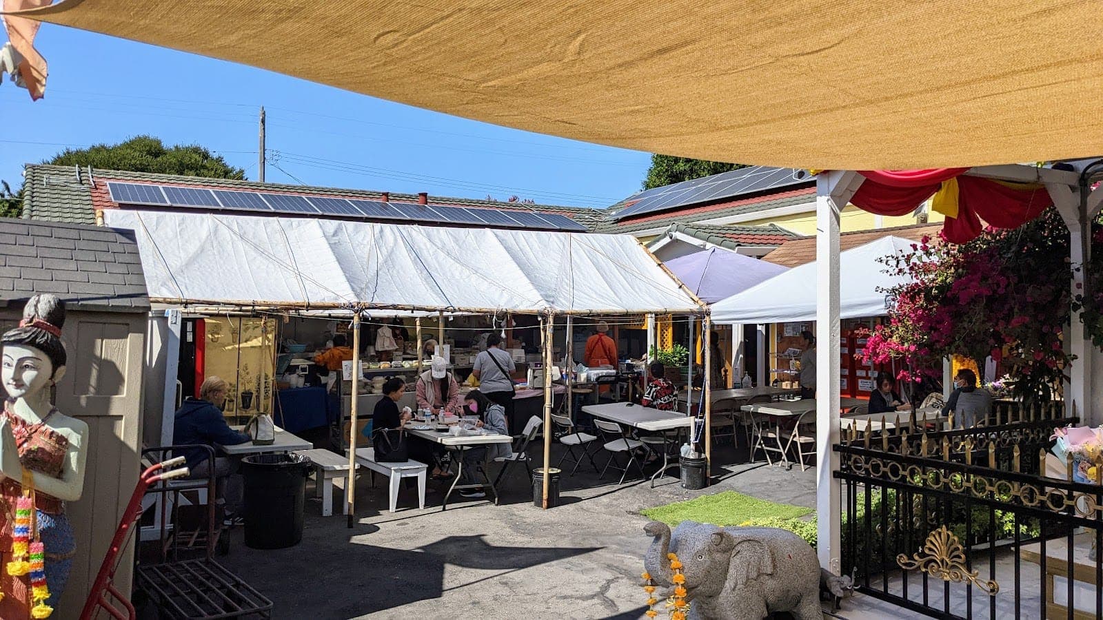 Pahk Soi Restaurant