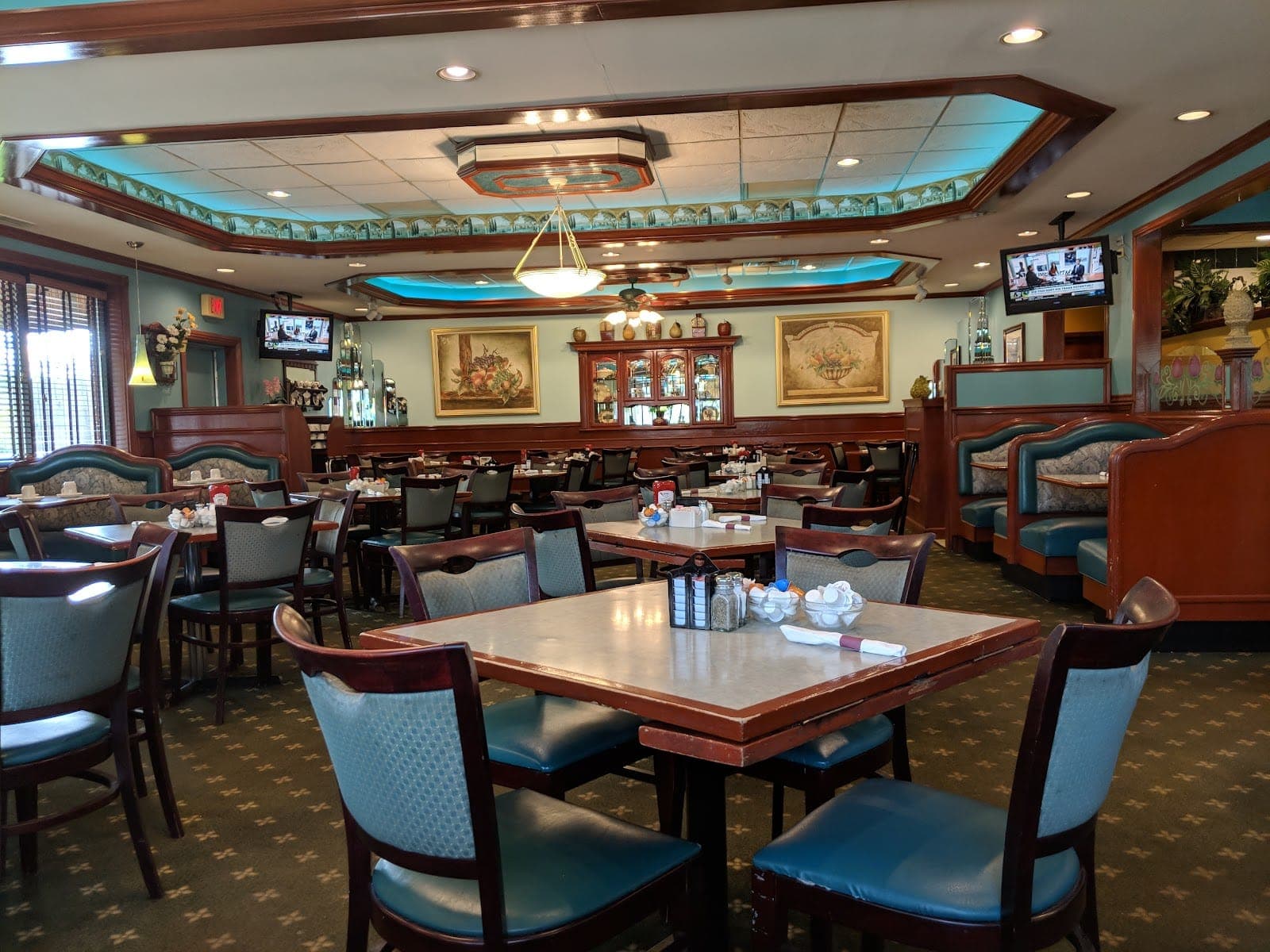 Palatine Inn Restaurant