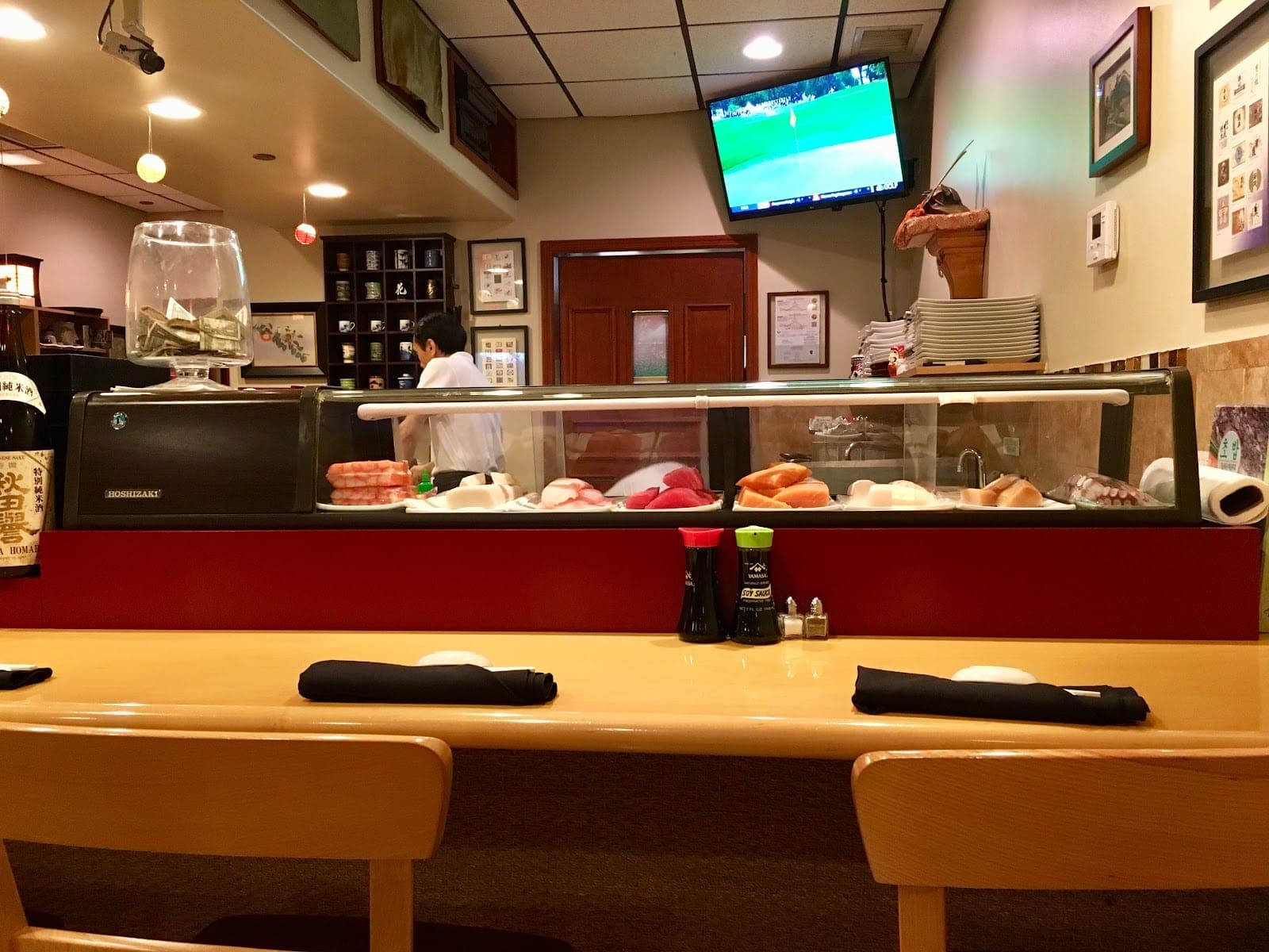 Yu-Mi Sushi Cafe