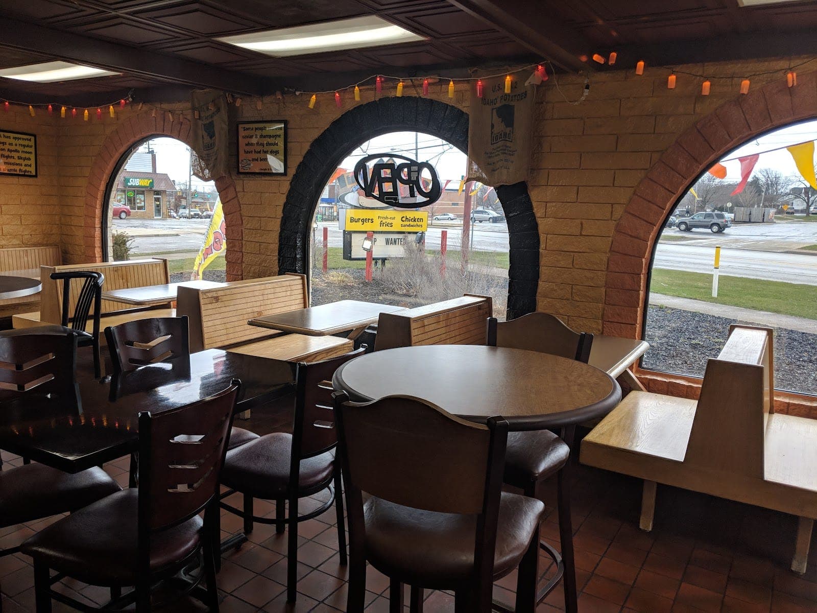 Hot Dog Diner & Burger Co.