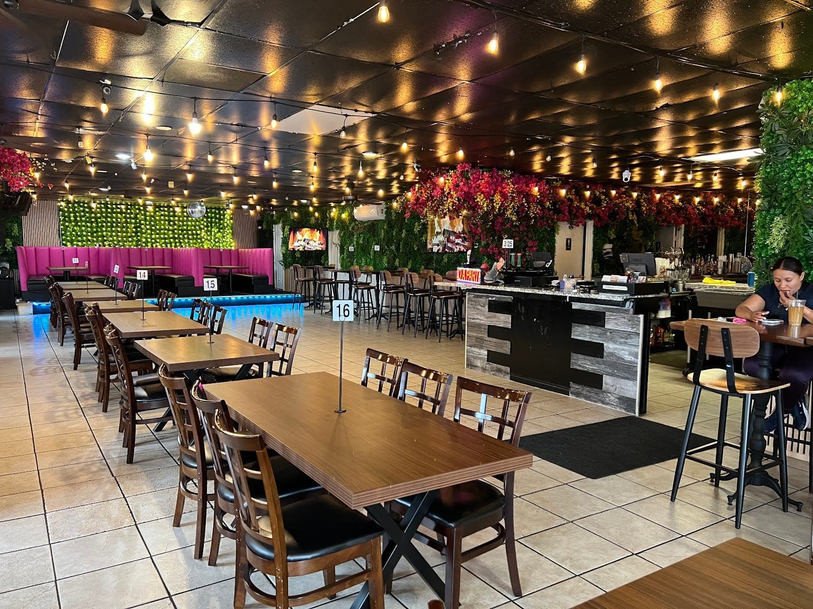 Mariscos Las Sirenas & Mexican Food