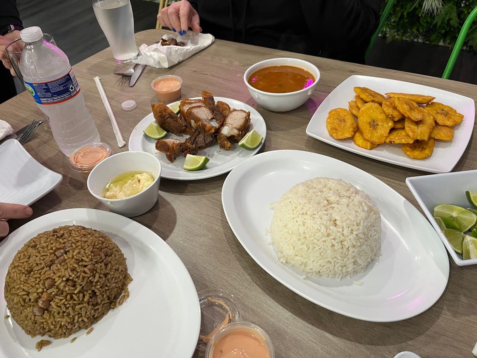 El buen sazón restaurant