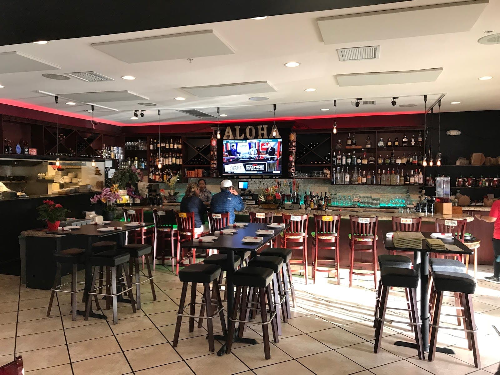 Noelani's Island Grill