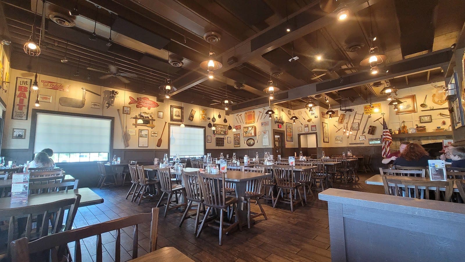Cracker Barrel Old Country Store