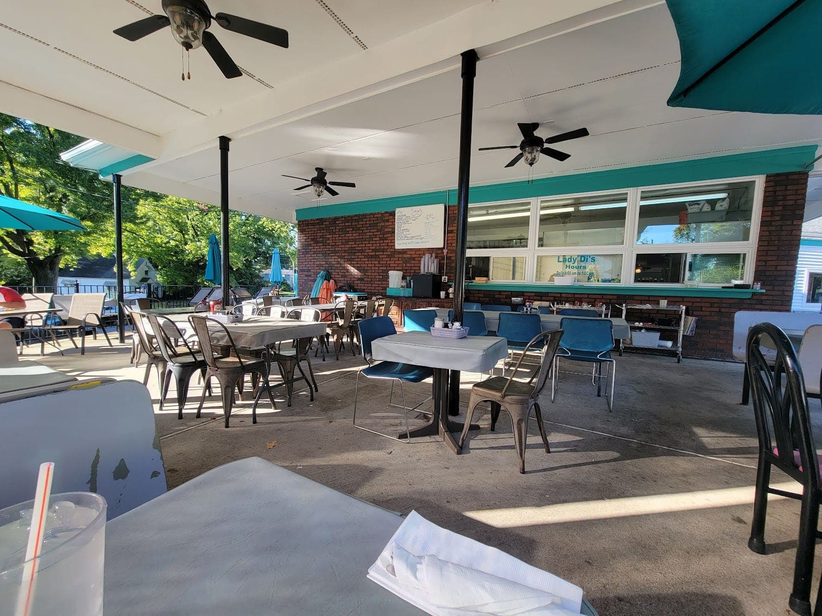 Lady Di's Diner