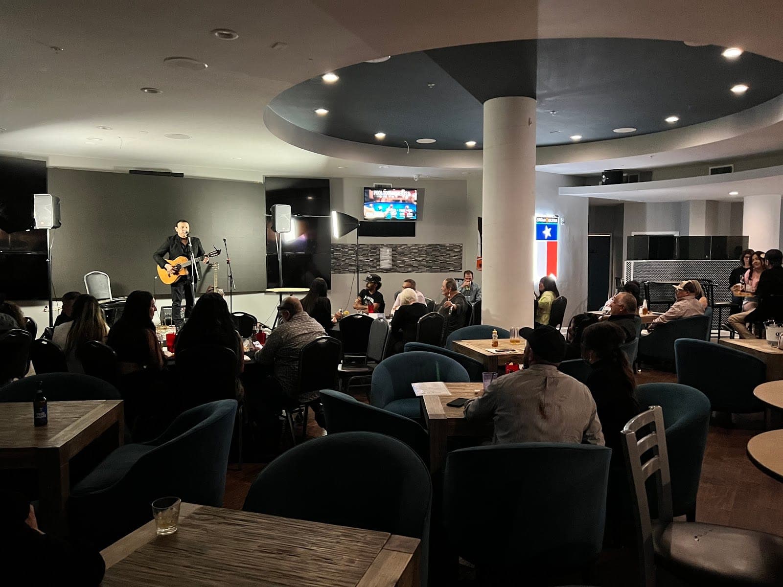 Arc Light Sports Bar & Grill
