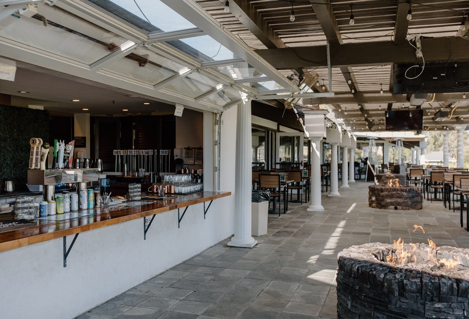 Brickmans Restaurant & Bar