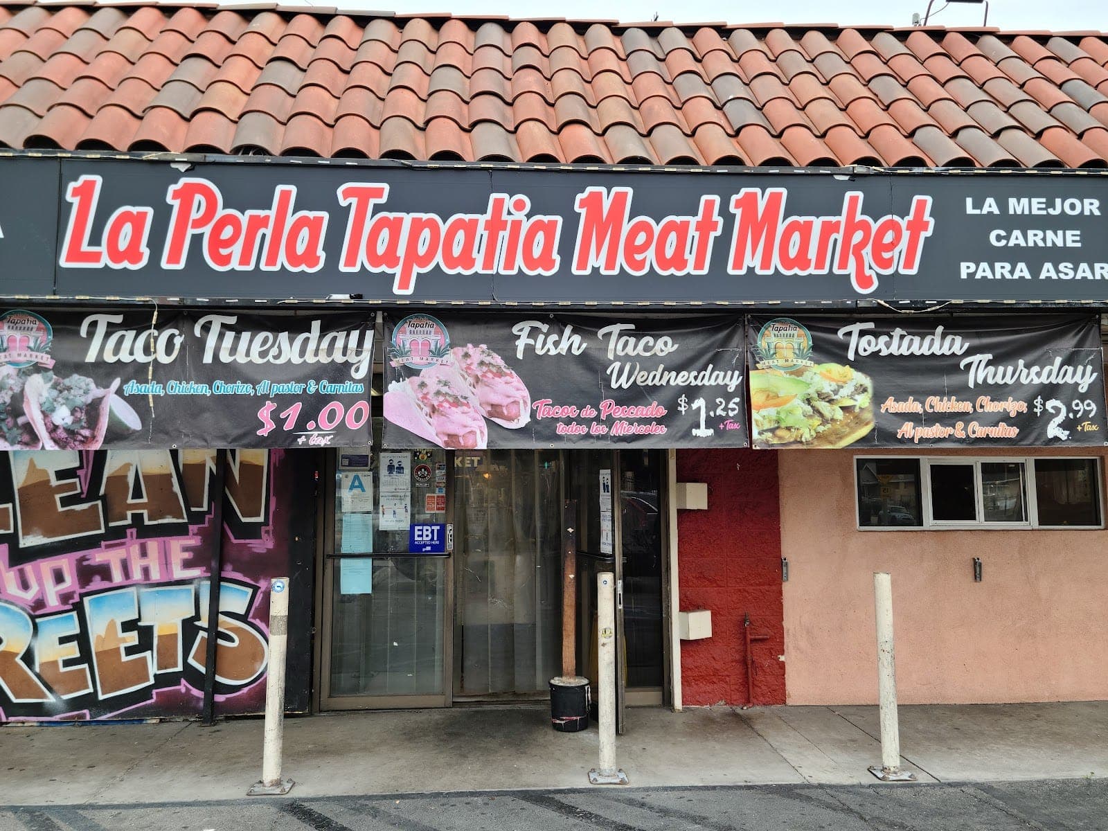 La Perla Tapatia Meat Market