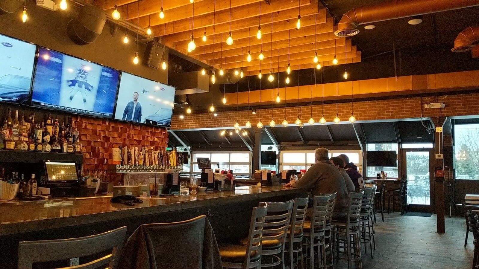 Tap & Barrel Grill