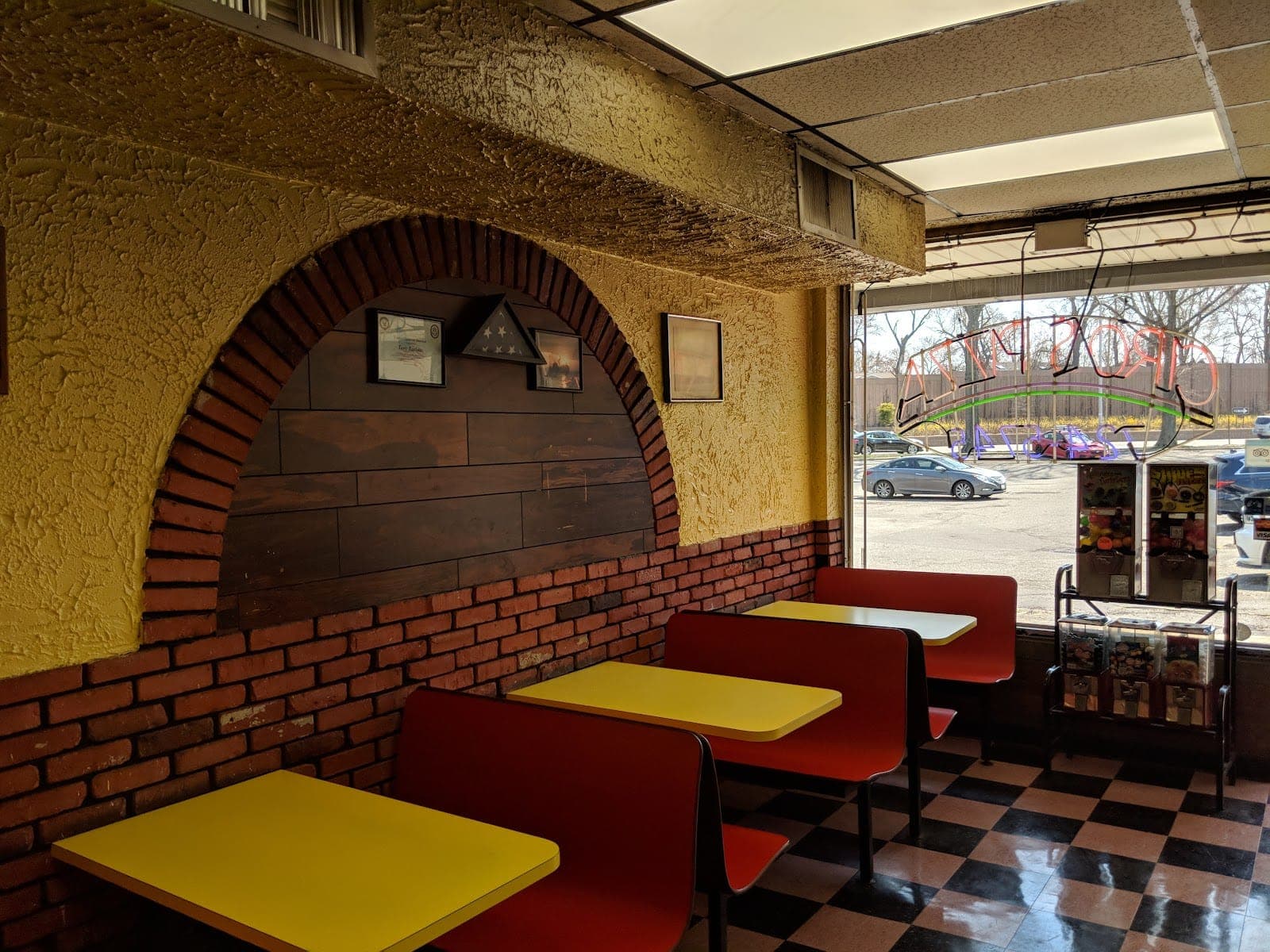 Ciro's Pizza