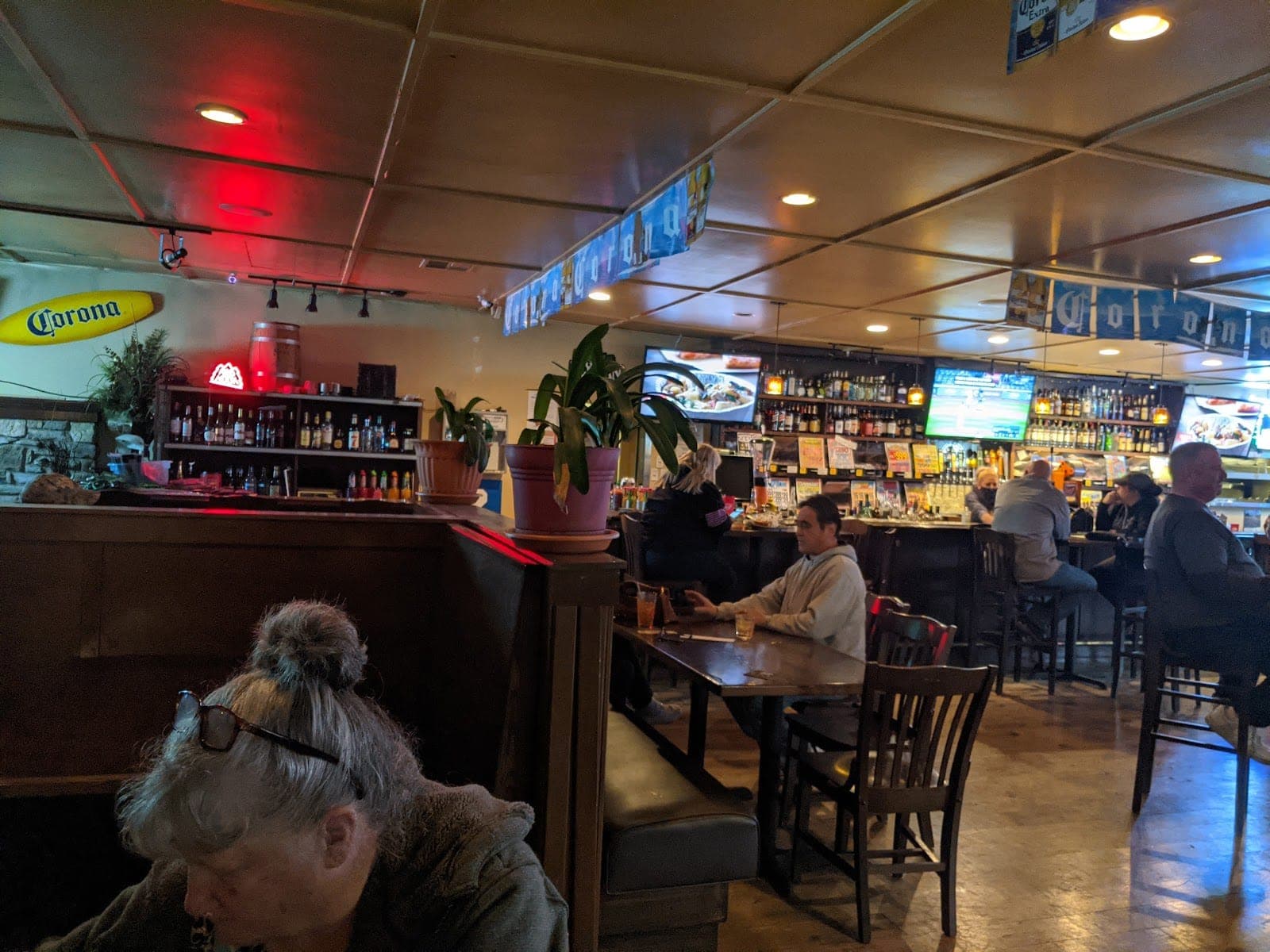 Krickett's Bar & Grill