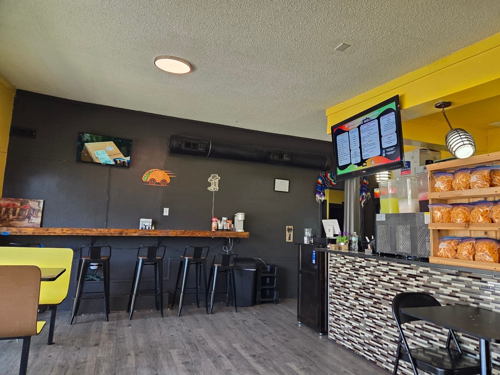El Cuervo Express Taqueria
