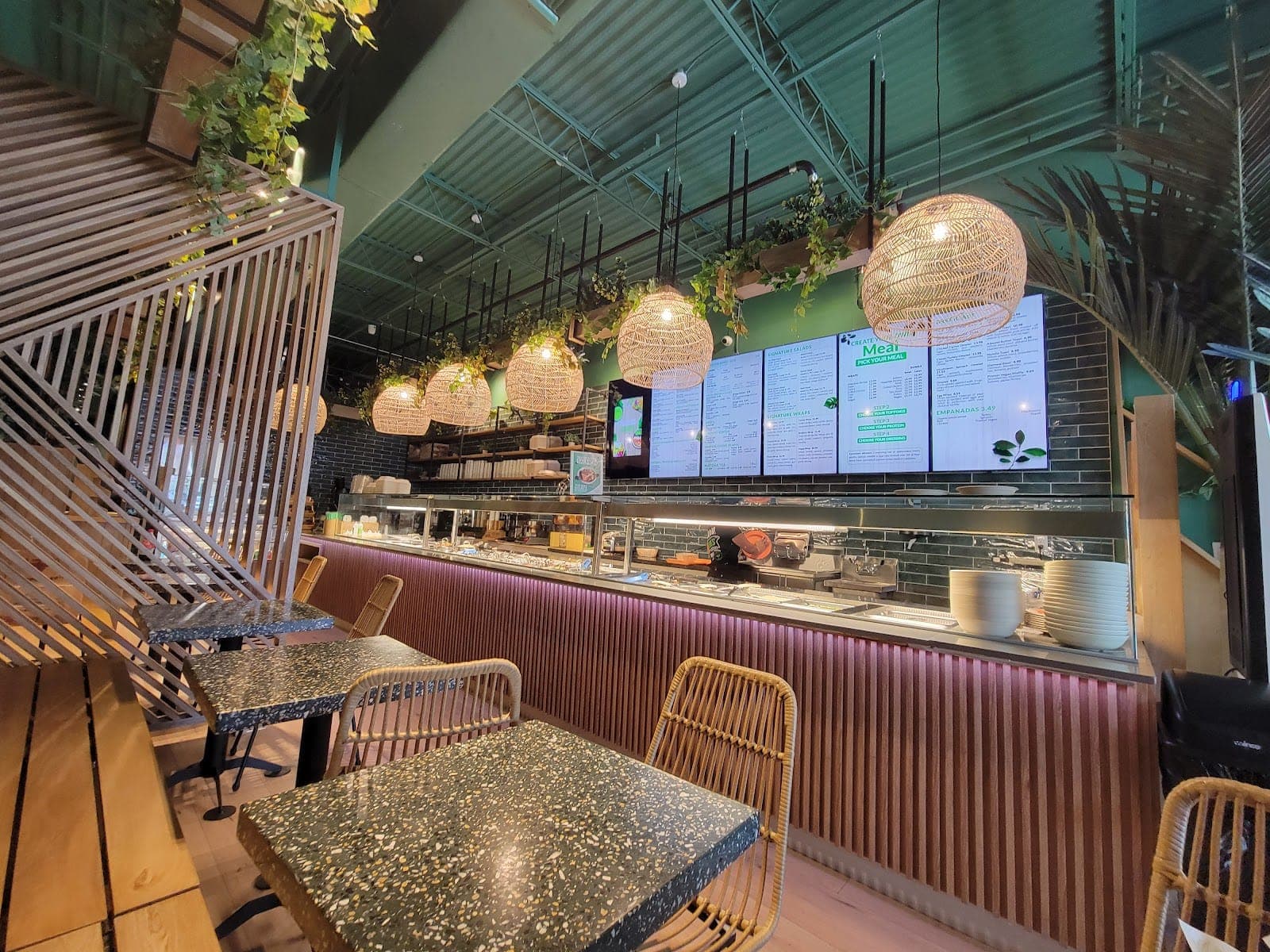 Smoothie Spot Restaurant | Tamiami | Healthy Breakfast
