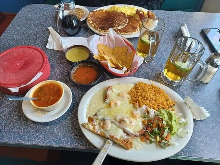 Silvia's MEXICAN GRILL