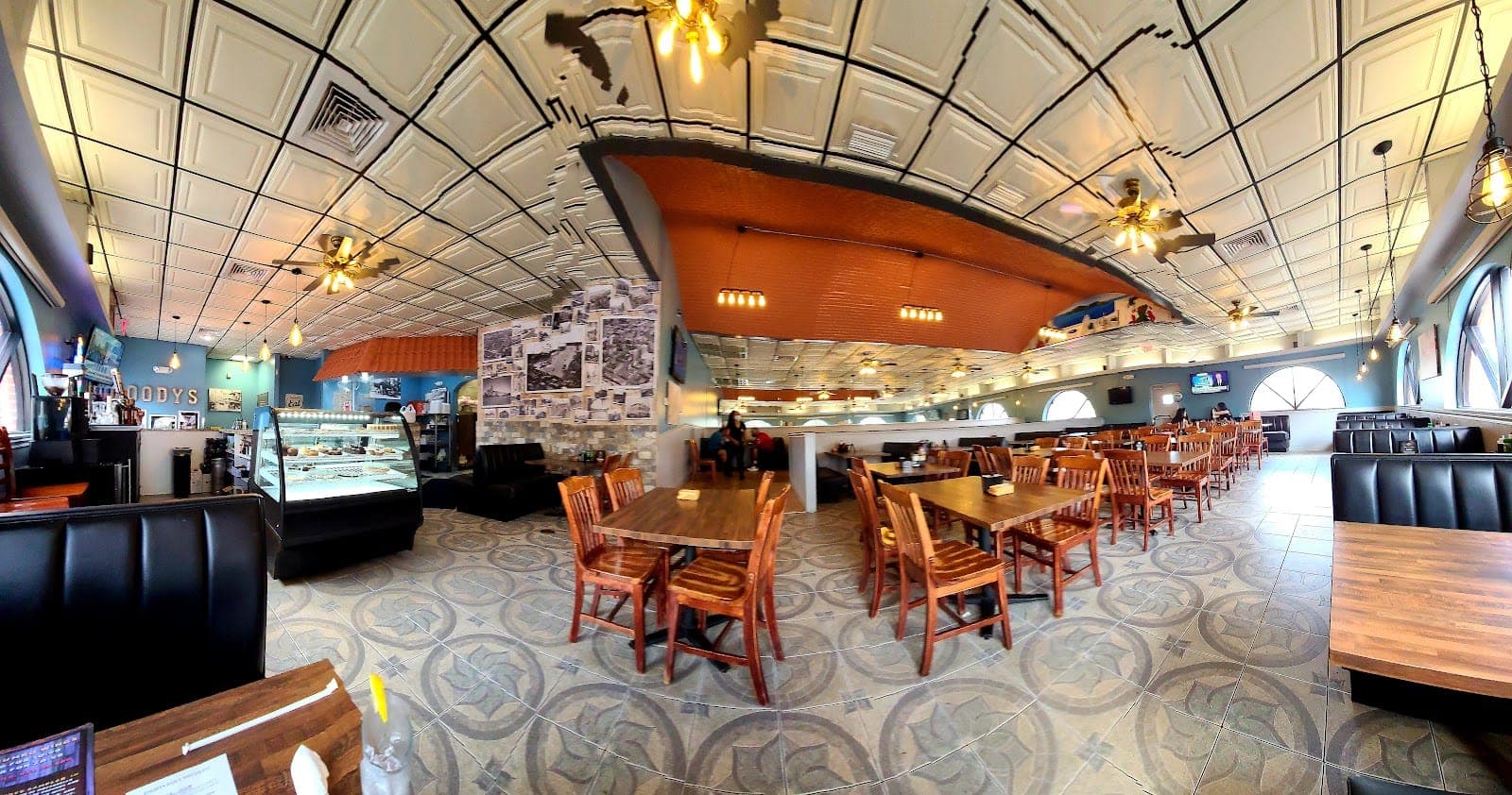 Foodys Restaurant
