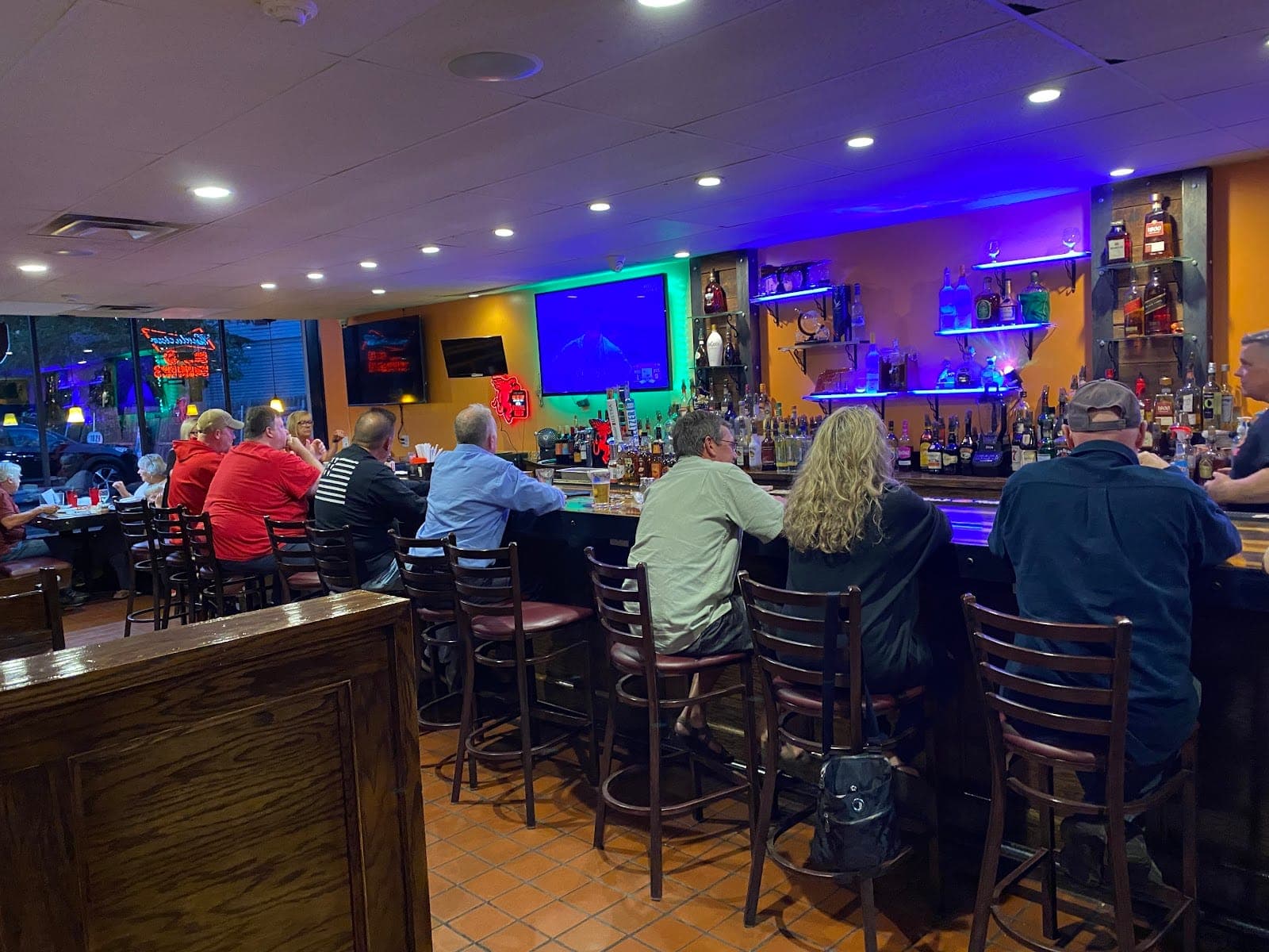 Vittos Pizza and Bar