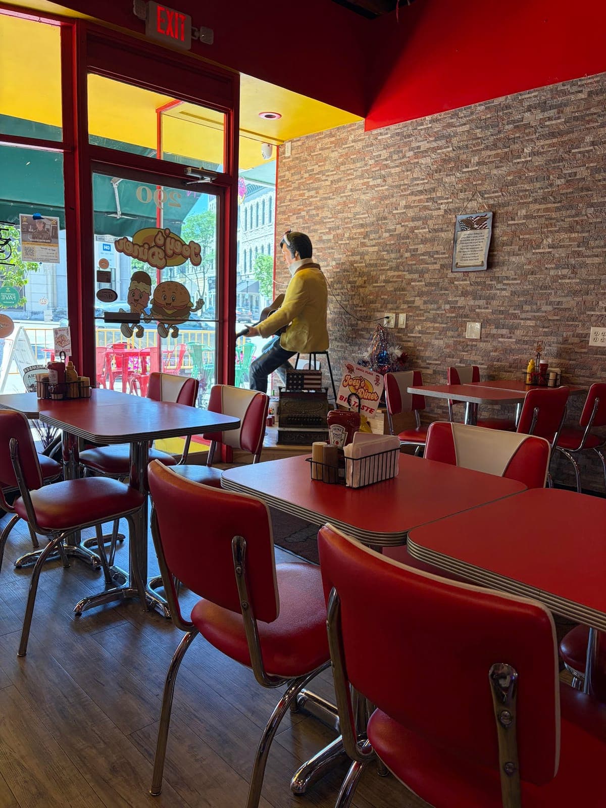 Joey's Diner