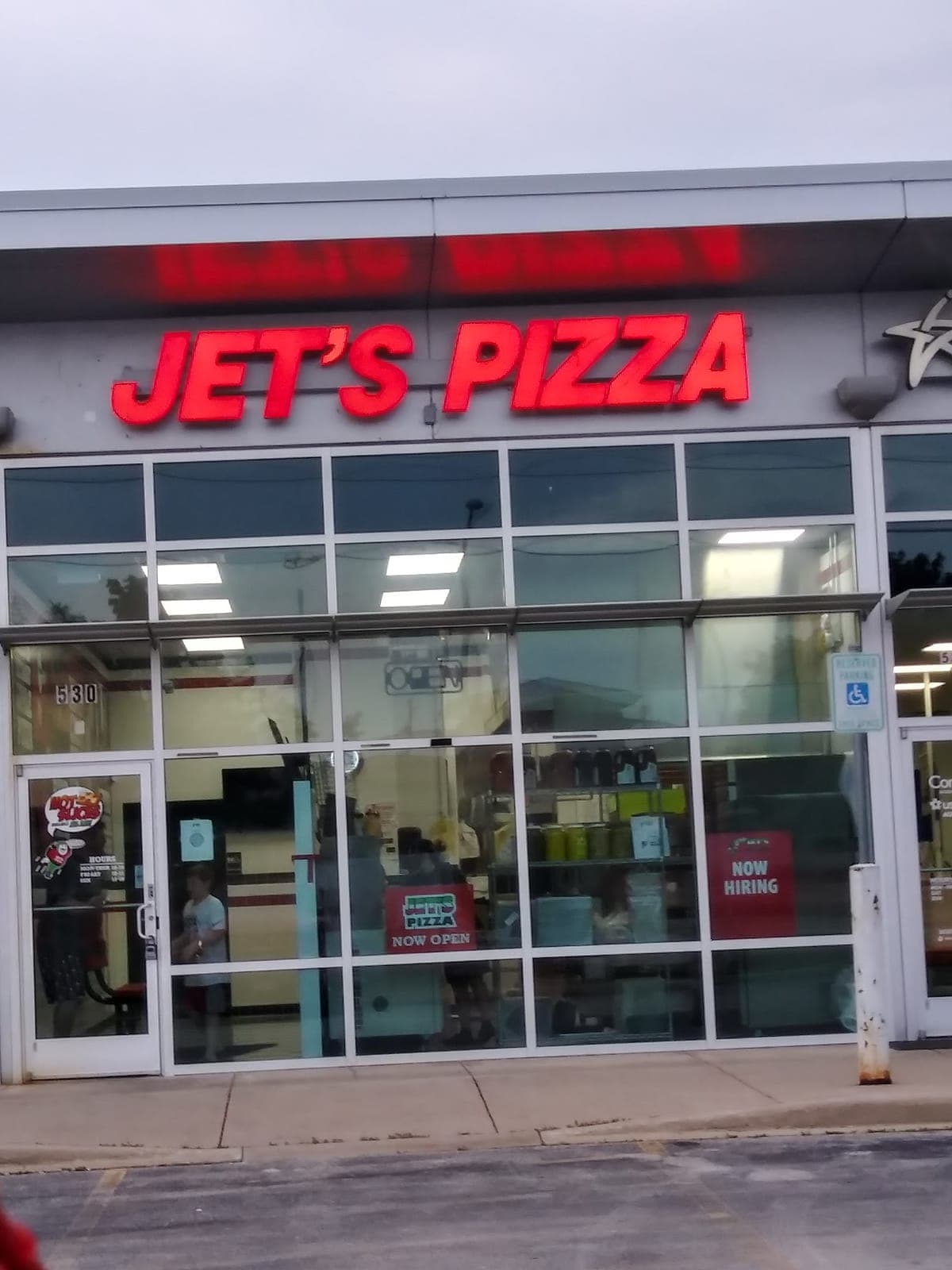 Jet's Pizza