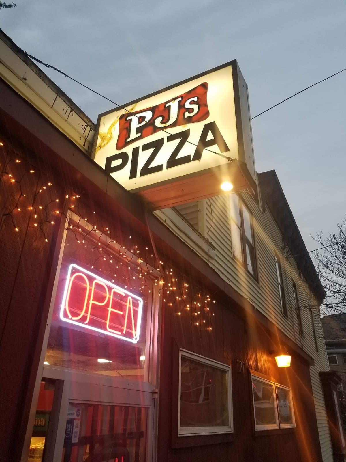 PJ's Pizza