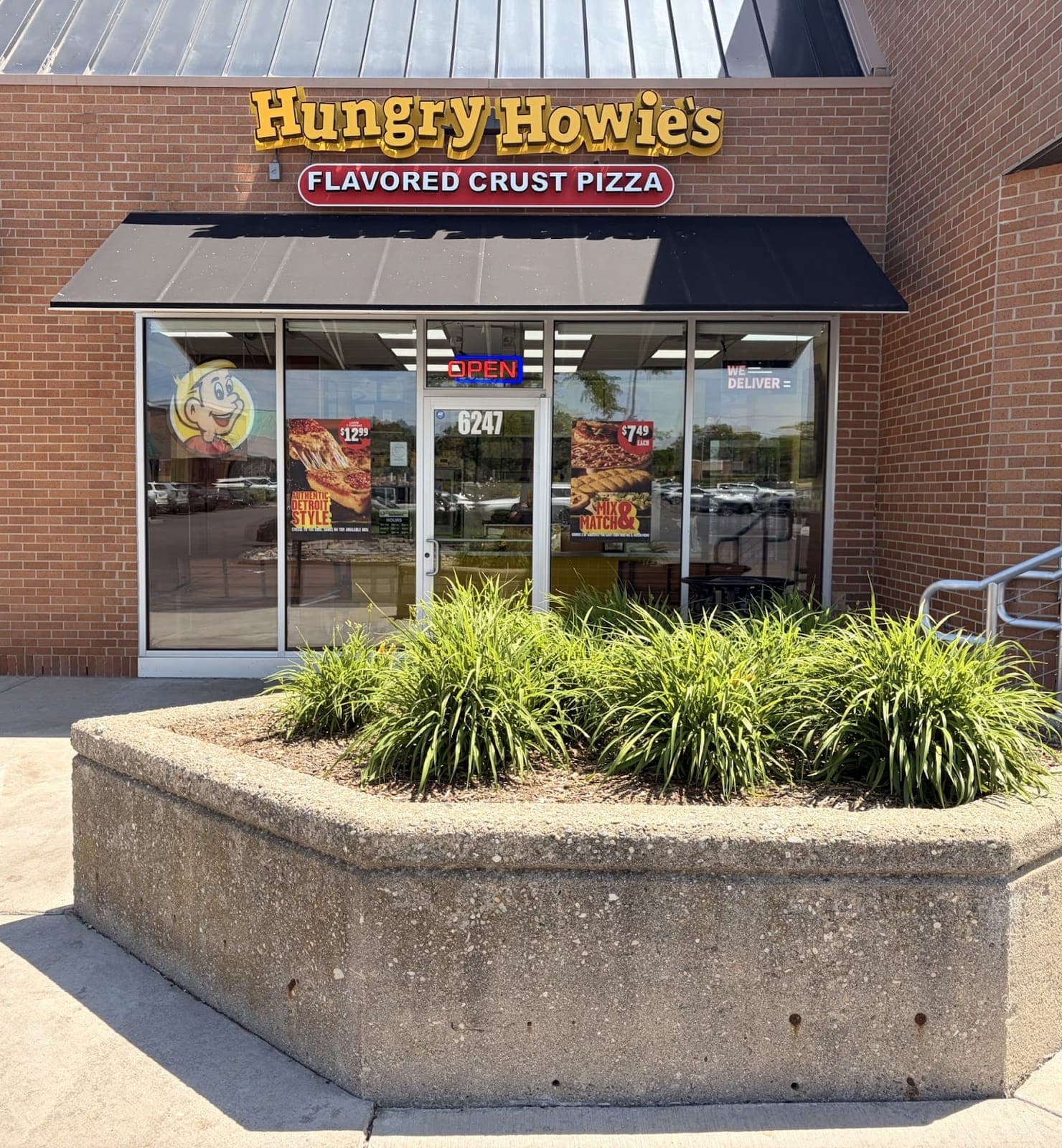 Hungry Howie's Pizza
