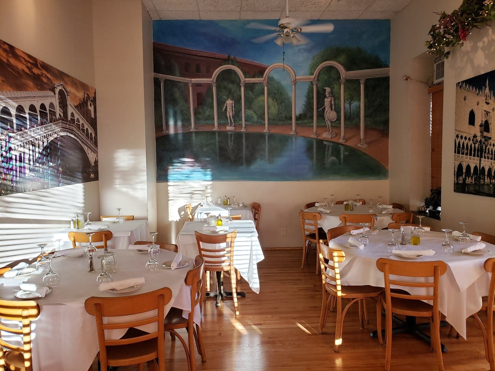 Lucia's