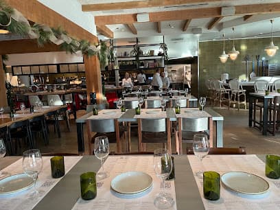 Sixty Vines Winter Park