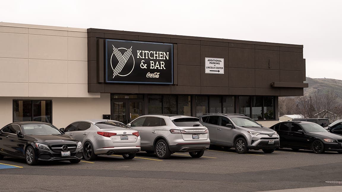 Y Kitchen & Bar