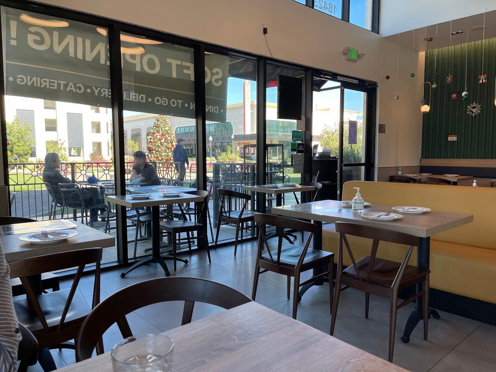 Min’s Bistro Chinese Cuisine