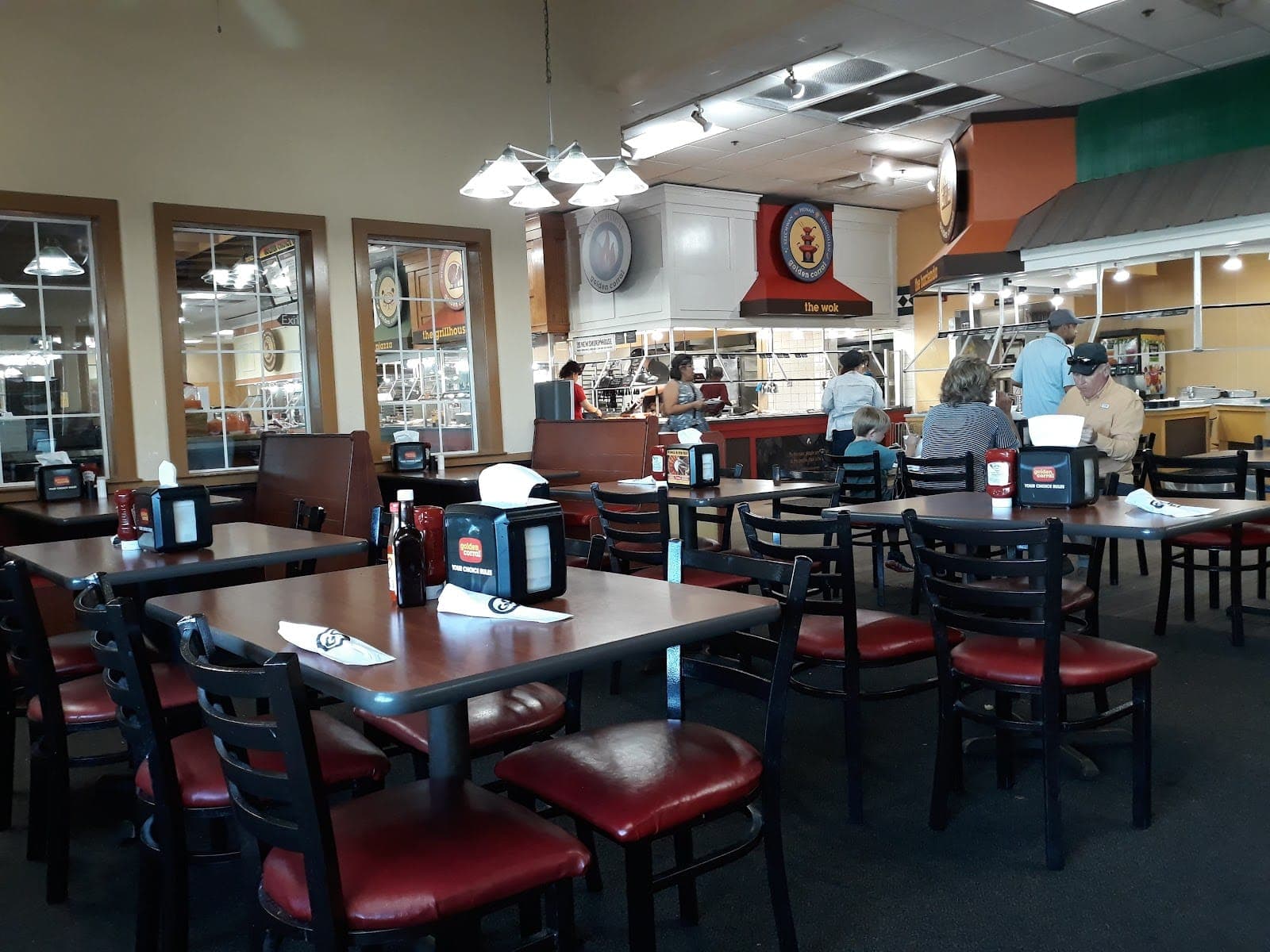 Golden Corral Buffet & Grill