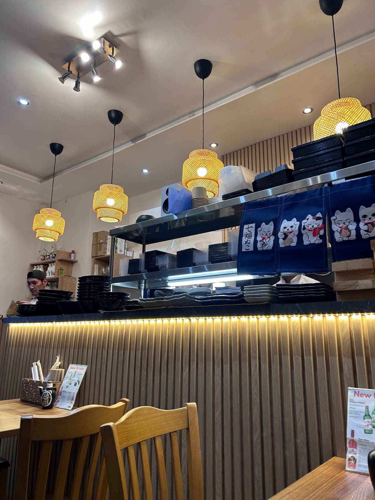 Hikaru Sushi & Donburi