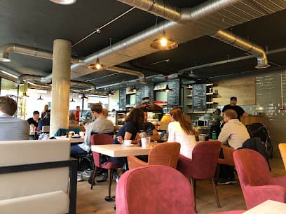 Avocado & Coffee Organic Cafe in London