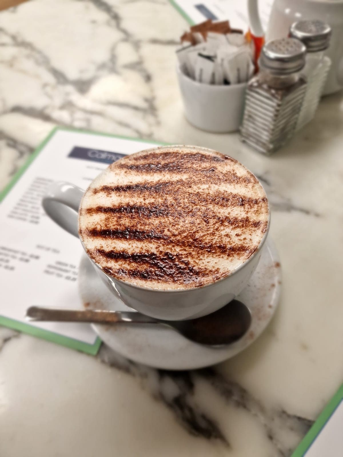 Calma Cafe & Bar