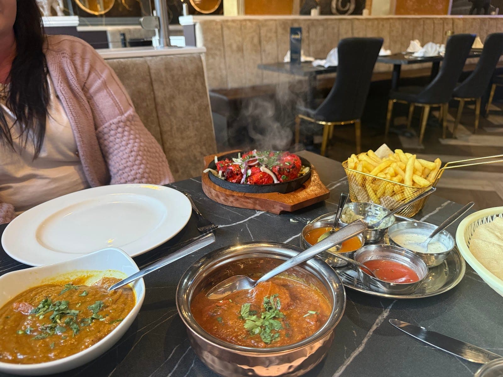 SHOLAY INDIAN RESTAURANT DARWEN