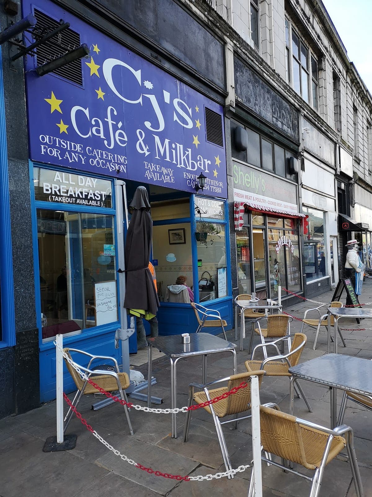 C J's