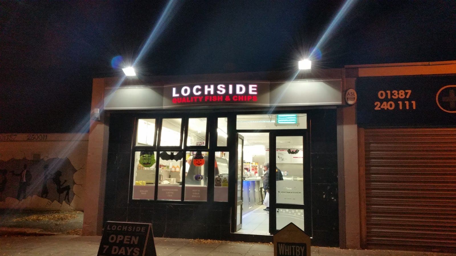 Lochside Cafe Fish and Chip Shop