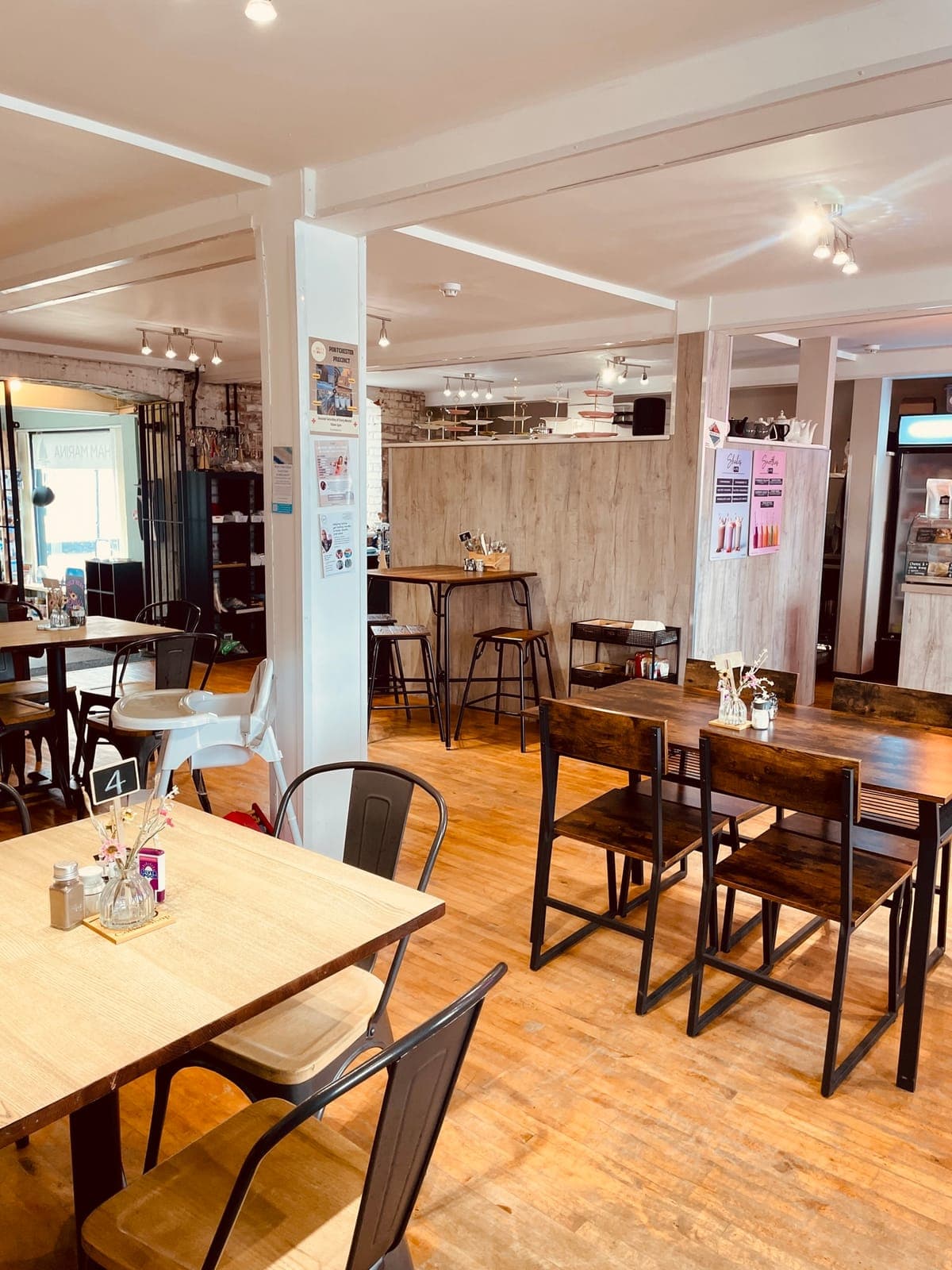Tides Coffee Shop