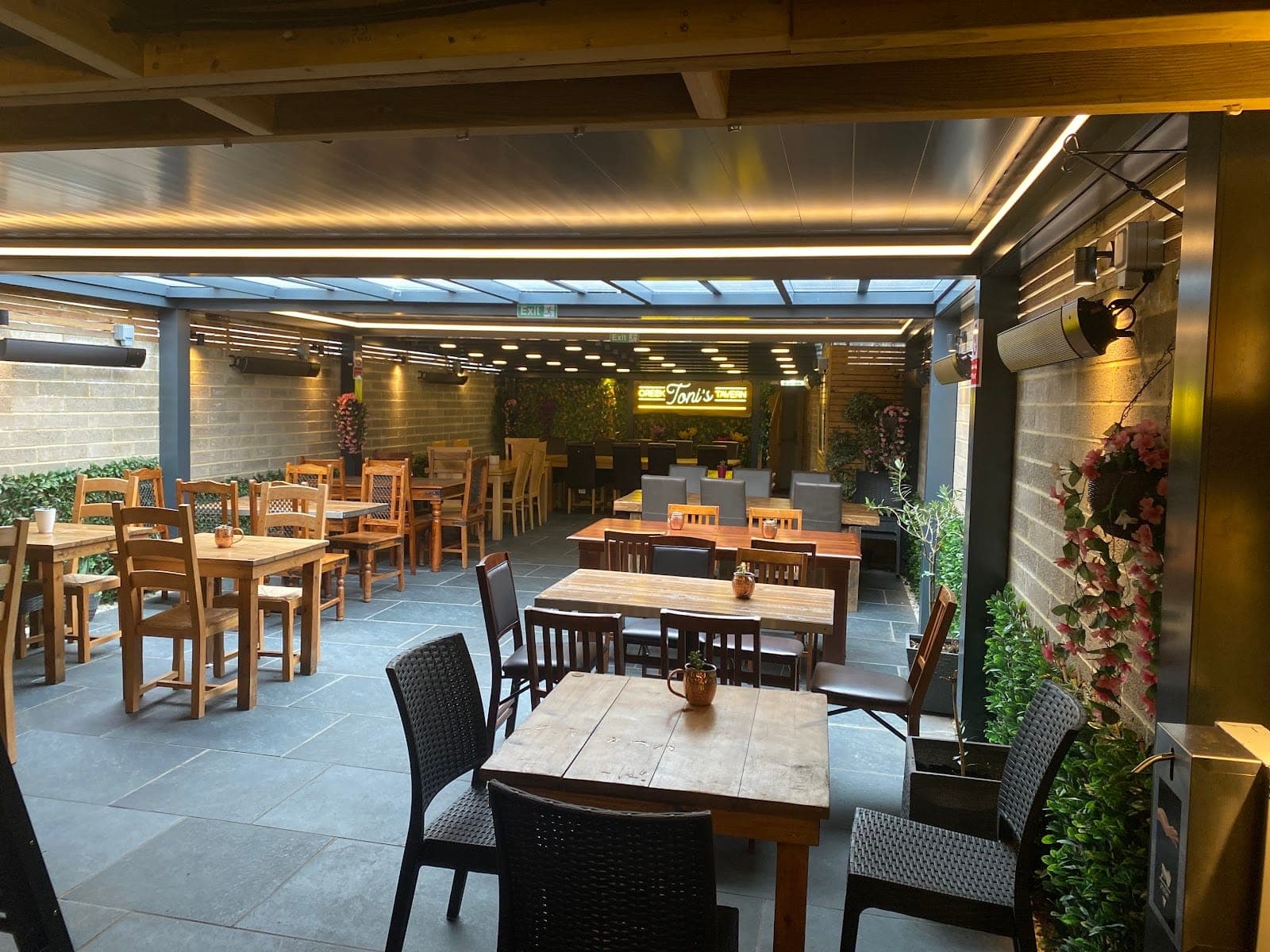 Toni's Greek Tavern