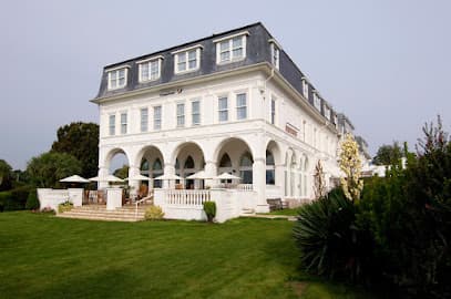 Premier Inn Torquay Seafront hotel