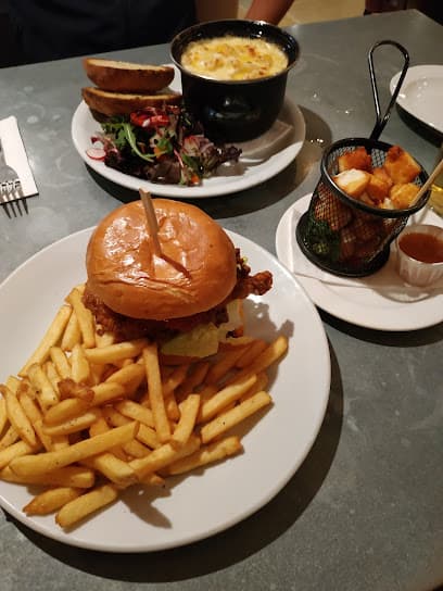 The George Bar & Grill