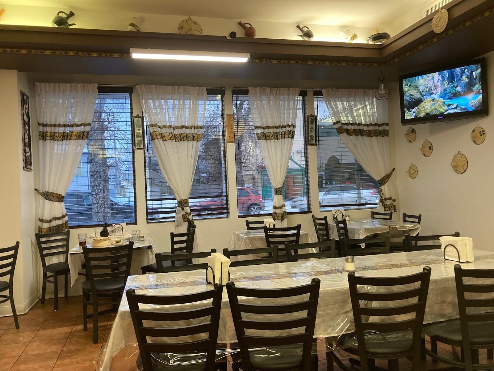 Abinet Family Restaurant & Catering