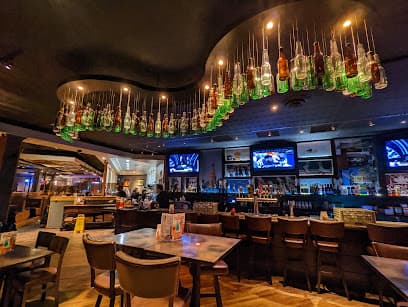 Red Robin Gourmet Burgers and Brews